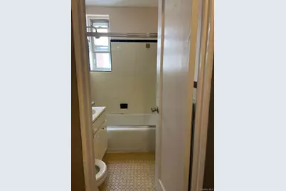 63-61 Yellowstone Boulevard #4L, Forest Hills, NY 11375 - Photo 5