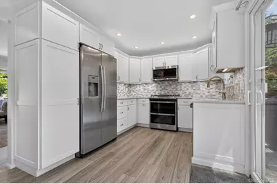 38 Oakwood Street, Greenlawn, NY 11740 - Photo 9