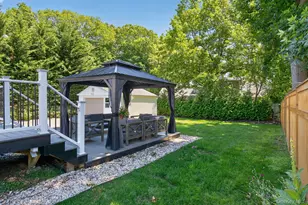 38 Oakwood St, Greenlawn, NY 11740 - Photo 27