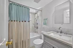 38 Oakwood St, Greenlawn, NY 11740 - Photo 23