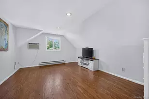 38 Oakwood St, Greenlawn, NY 11740 - Photo 21