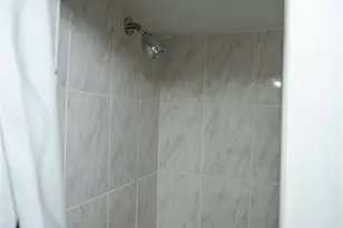 171-33 104th Ave, Jamaica, NY 11433 - Photo 19