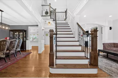 84 Choir Lane, Westbury, NY 11590 - Photo 5