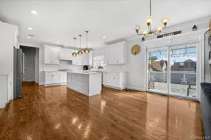 84 Choir Ln, Westbury, NY 11590 - Photo 9