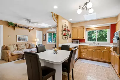 304 Concord Street, Dix Hills, NY 11746 - Photo 17