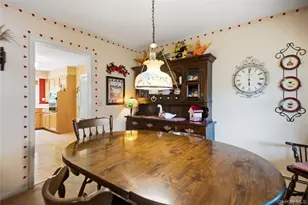 304 Concord St, Dix Hills, NY 11746 - Photo 25