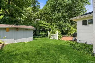 304 Concord Street, Dix Hills, NY 11746 - Photo 43