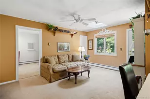 304 Concord St, Dix Hills, NY 11746 - Photo 13