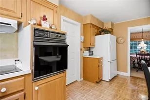 304 Concord St, Dix Hills, NY 11746 - Photo 19