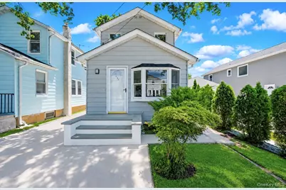 530 Washington Avenue, West Hempstead, NY 11552 - Photo 1