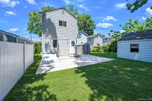 530 Washington Ave, West Hempstead, NY 11552 - Photo 7