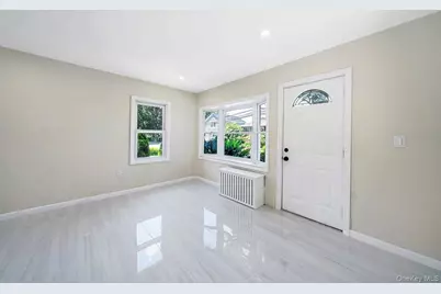 530 Washington Avenue, West Hempstead, NY 11552 - Photo 9