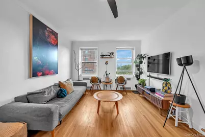 7615 35th Avenue #4E, Jackson Heights, NY 11372 - Photo 3