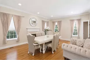 10 Chapel Hill Rd, Lake Grove, NY 11755 - Photo 11