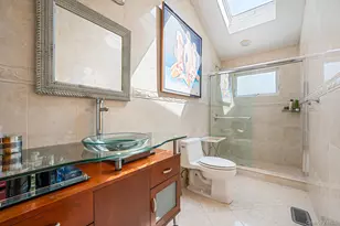 540 Scudder Ave, Copiague, NY 11726 - Photo 21