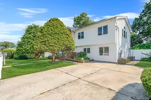 540 Scudder Ave, Copiague, NY 11726 - Photo 5