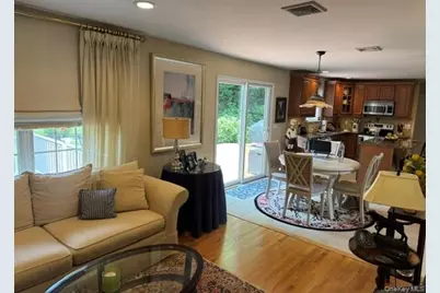 41 Shady Lane, Huntington, NY 11743 - Photo 7