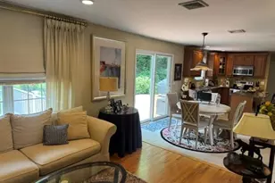 41 Shady Ln, Huntington, NY 11743 - Photo 7