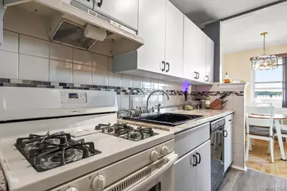 279 N Broadway #7A, Yonkers, NY 10701 - Photo 7