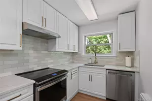 310 N State Rd, Briarcliff Manor, NY 10510 - Photo 3