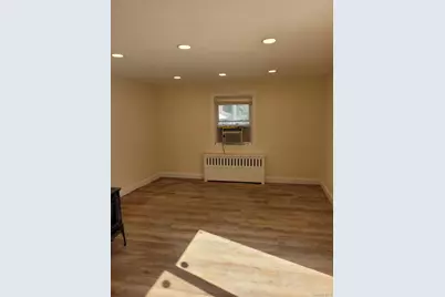 21104 Richland Avenue, Oakland Gardens, NY 11364 - Photo 15