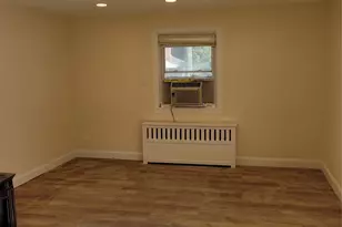 211-04 Richland Ave, Oakland Gardens, NY 11364 - Photo 15