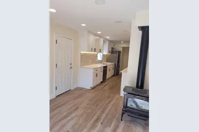 21104 Richland Avenue, Oakland Gardens, NY 11364 - Photo 9