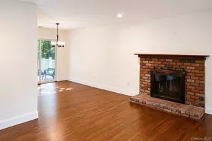 32 Groveland Park Blvd, Sound Beach, NY 11789 - Photo 5