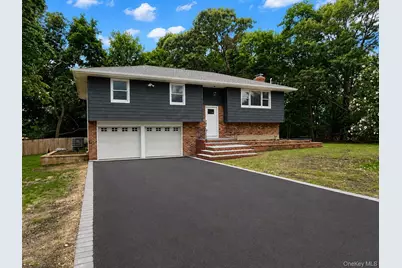 32 Groveland Park Boulevard, Sound Beach, NY 11789 - Photo 1