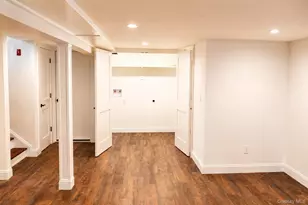 32 Groveland Park Blvd, Sound Beach, NY 11789 - Photo 27