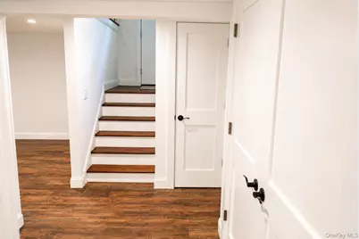 32 Groveland Park Boulevard, Sound Beach, NY 11789 - Photo 21