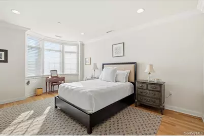 1 Christie Place #207E, Scarsdale, NY 10583 - Photo 5