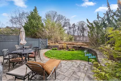 1 Christie Place #207E, Scarsdale, NY 10583 - Photo 17