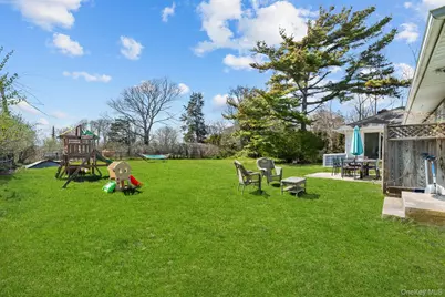 84 Evergreen Avenue, East Moriches, NY 11940 - Photo 5