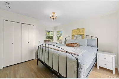84 Evergreen Avenue, East Moriches, NY 11940 - Photo 15