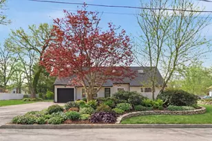 56 Pennaquid Rd, Coram, NY 11727 - Photo 29
