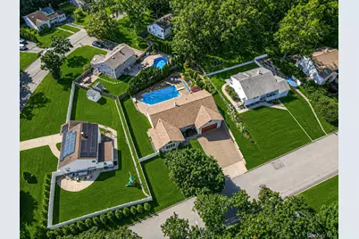 158 Saint Nicholas Avenue, Smithtown, NY 11787 - Photo 45