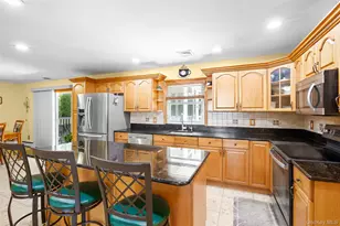106 Chanel Dr E, Shirley, NY 11967 - Photo 13
