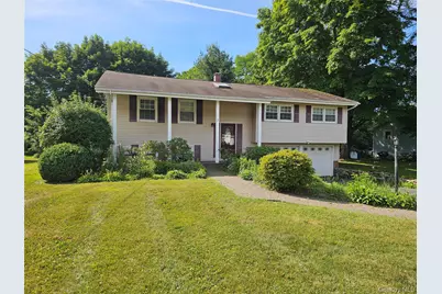 7 Scotchtown Drive, Middletown, NY 10941 - Photo 1