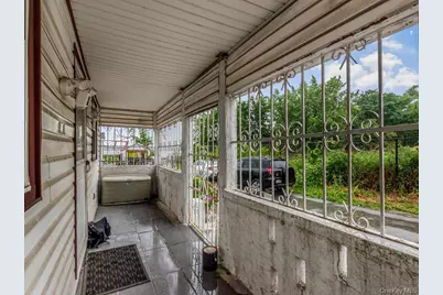 901 Harding Park, Bronx, NY 10473 - Photo 25