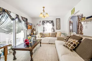 4 Nassau Blvd, Malverne, NY 11565 - Photo 5
