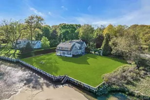 10450 New Suffolk Ave, Cutchogue, NY 11935 - Photo 3