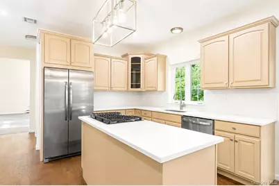138 Half Moon Road, Highland, NY 12528 - Photo 7