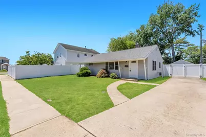 23 Kevin Lane, Bethpage, NY 11714 - Photo 1