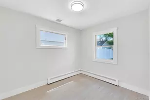 23 Kevin Ln, Bethpage, NY 11714 - Photo 13