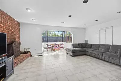 159 South Drive, Manhasset Hills, NY 11040 - Photo 7