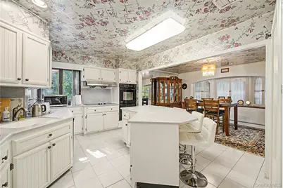 159 South Drive, Manhasset Hills, NY 11040 - Photo 3