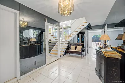 159 South Drive, Manhasset Hills, NY 11040 - Photo 13