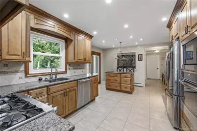 9 Amherst Road, New City, NY 10956 - Photo 9
