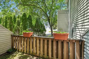 212 Arlington Ct, Bardonia, NY 10954 - Photo 33